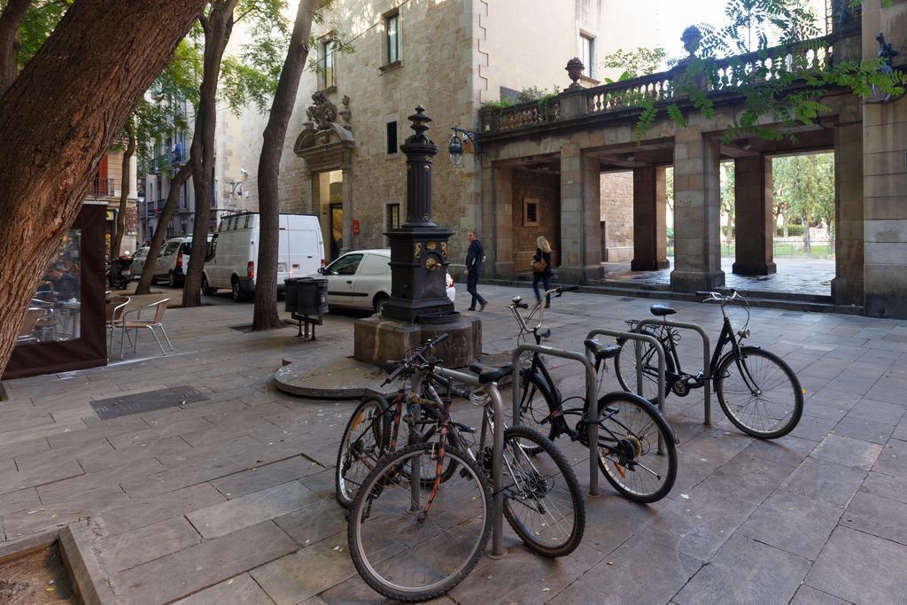 Pension Teruel Barcelona Exterior photo